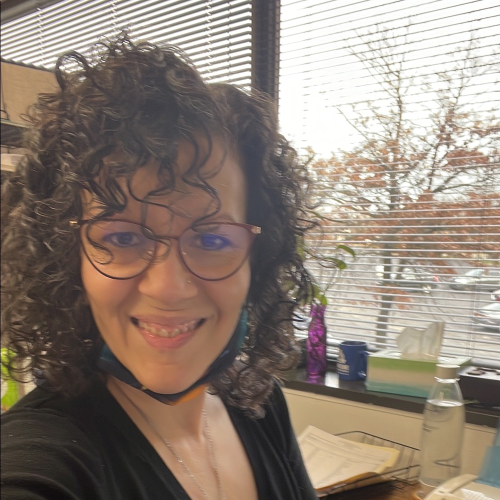 Meet your Posher, Cindy m